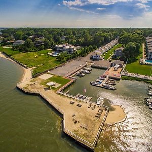 Colonial Shores Resort